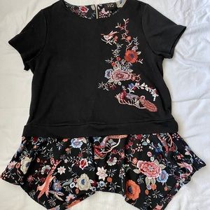 Floral blouse!